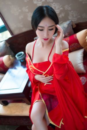 制服中文人妻字幕_超清在线观看完整版