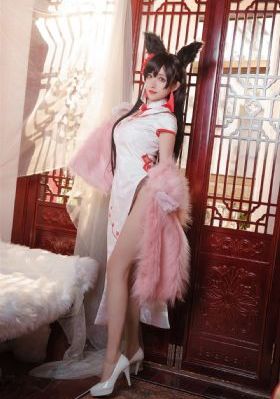 精品国产制服丝袜一区二区_720视频大全