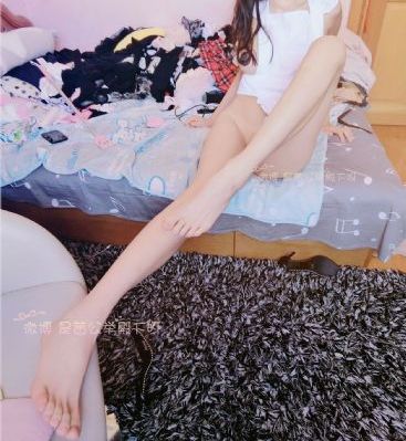 国产精品国产三级专区第1集_字幕高清版在线播放